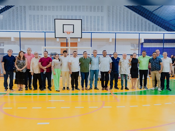 NOITE ESPECIAL DE SEXTA-FEIRA COM A REINAUGURAÇÃO DO GINÁSIO POLIESPORTIVO DO PONTAL DE MACEIÓ